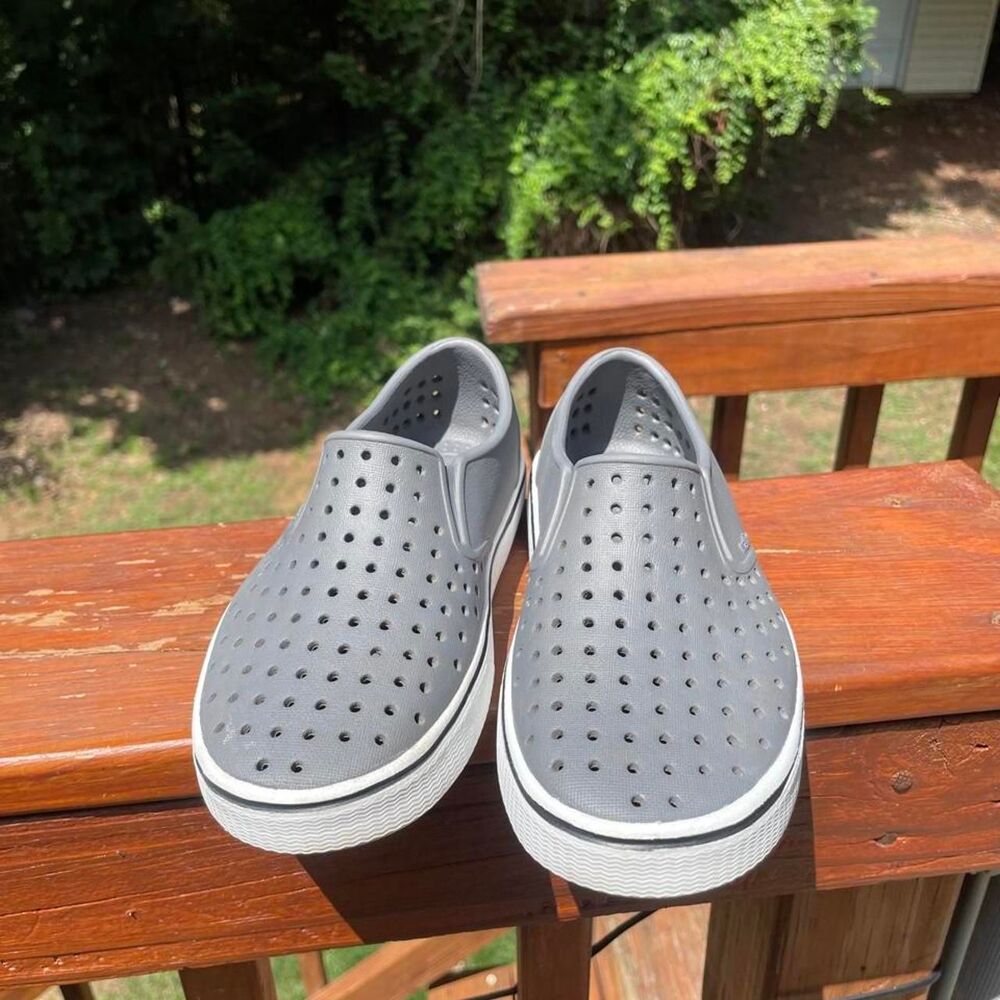 Native Junior 2 Grey and Silver Sandals